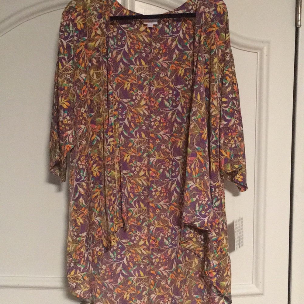 LuLaRoe Lindsay Kimono